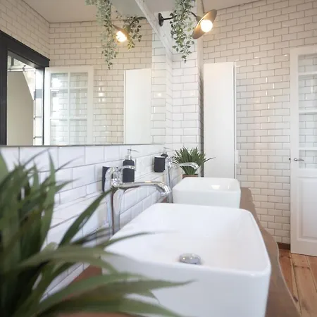 Amazing Family Flat In Center