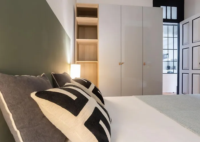 Amazing Family Flat In Center Oporto